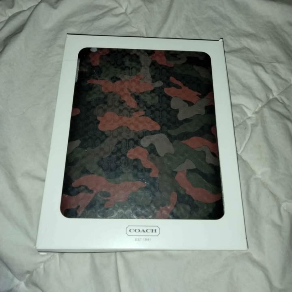 Coach cover for iPad